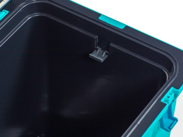 Изотермический контейнер 28л. с плечевым ремнем синий код: 29599